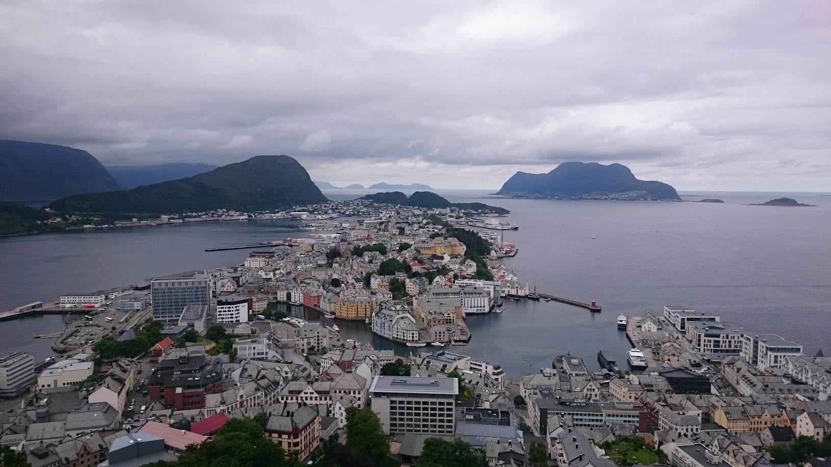 Gedanią z Ålesund do Bergen